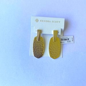 NWT Kendra Scott Aragon Gold Hammered